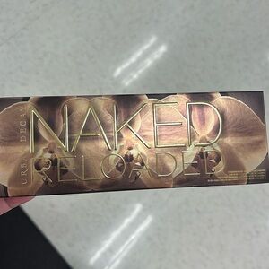 NWT still in box Urban Decay naked reloaded palette